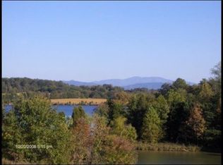 120 Parkside Dr, Vonore, TN 37885