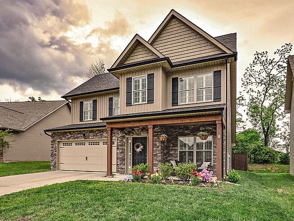 2nd image of 1216 Dark Creek Ln