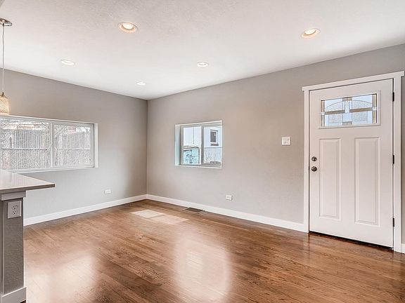 3rd image of 1335 W Alaska Pl