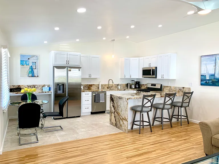 7680 La Jolla Blvd #7674 — Photo 2