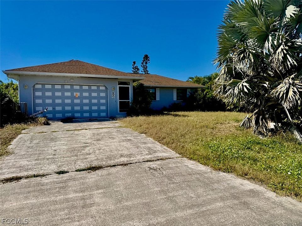 1st image of 2701 Palm Dr