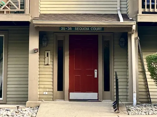 35 Sequoia Ct, Marlton, NJ 08053