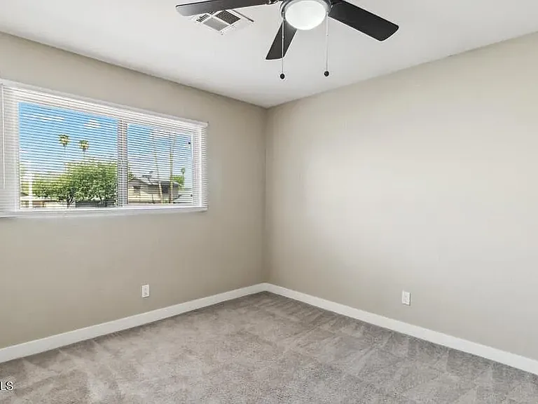 1737 E Manhatton Dr — Photo 13