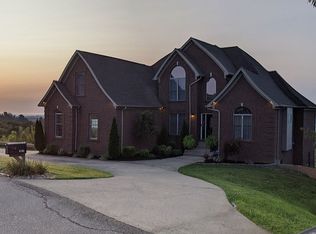 1011 Canyon Rd, New Albany, IN 47150