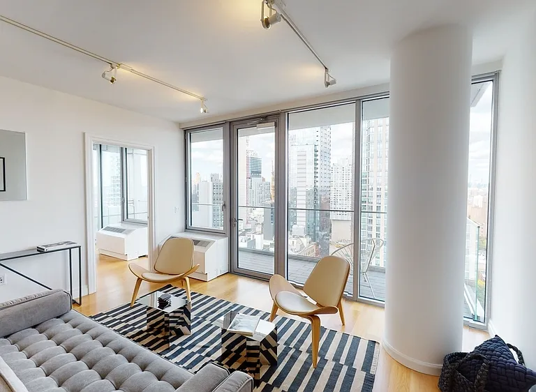 300 Ashland Pl #31A — Photo 1