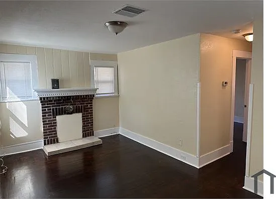 2 bed, $1,990 — Photo 4