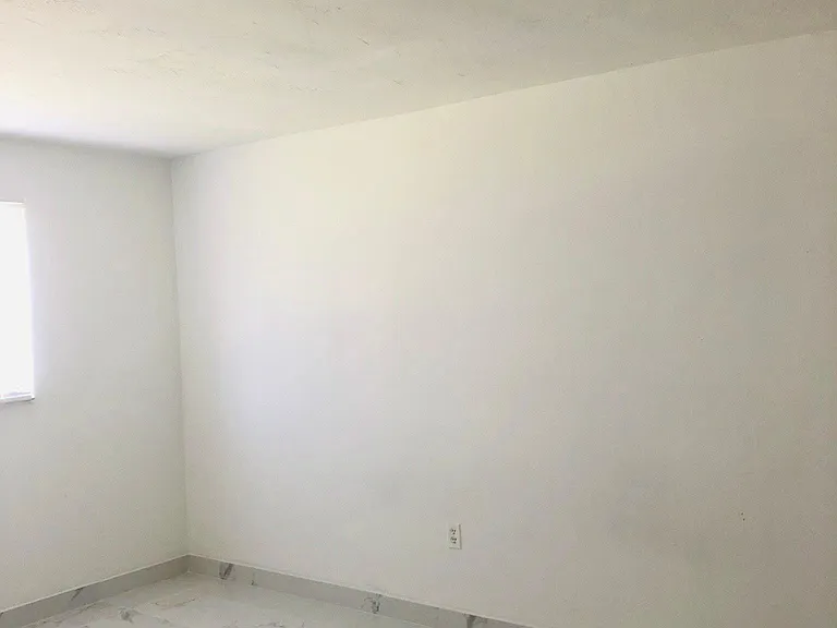 2880 NE 203rd St #B12 — Photo 11