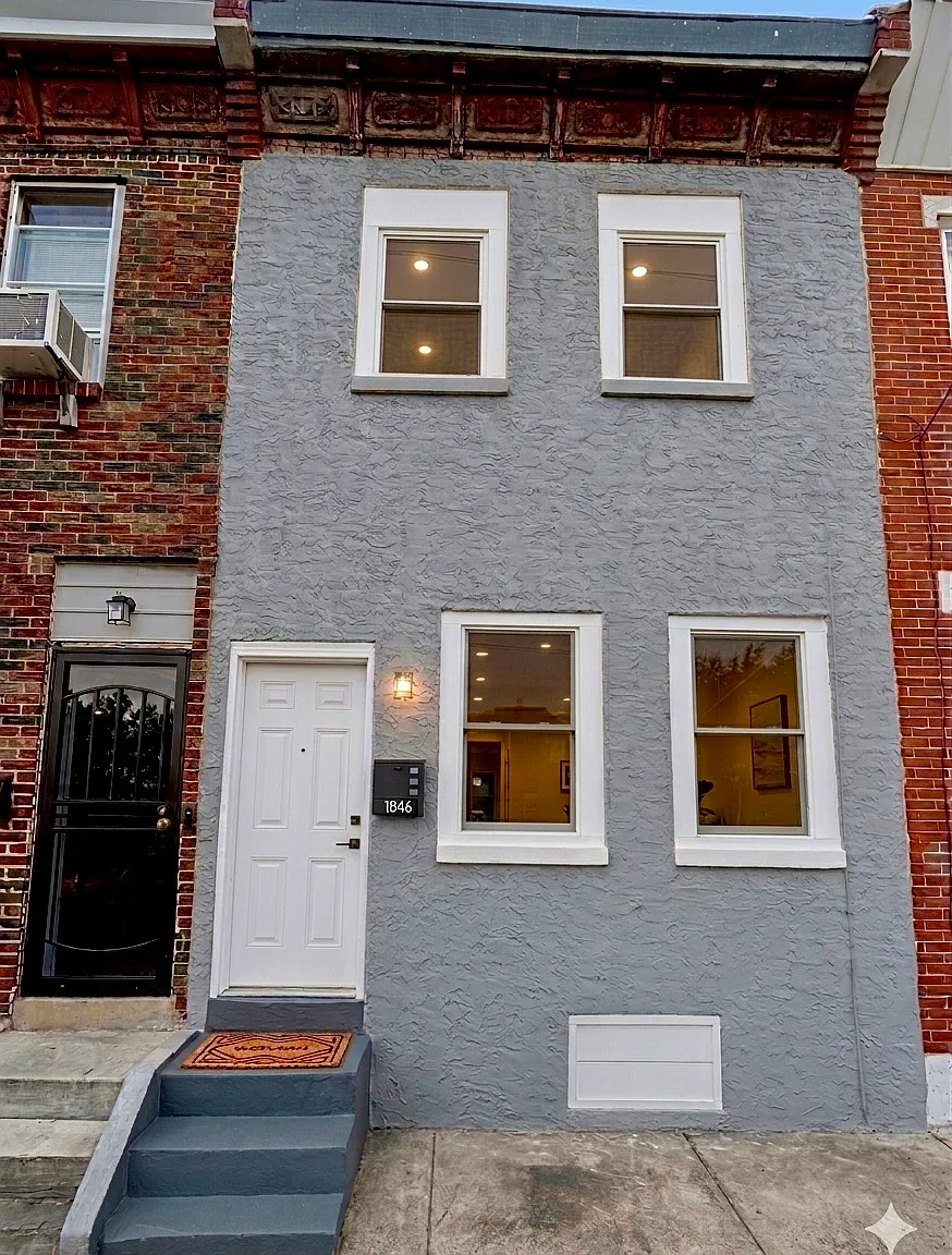 1846 E Madison St — Photo 1