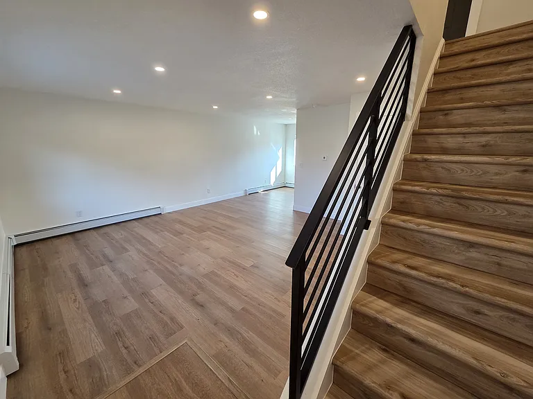 2137 Dexter Dr #C — Photo 8