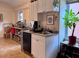 122 Gore St #2, Cambridge, MA 02141