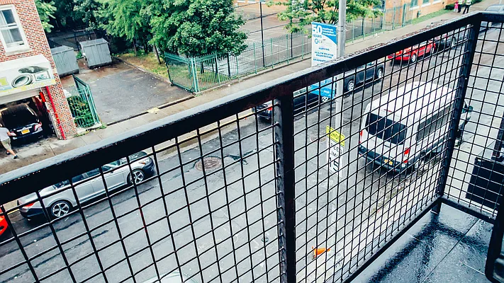 Rented by Nooklyn NYC LLC | media 34