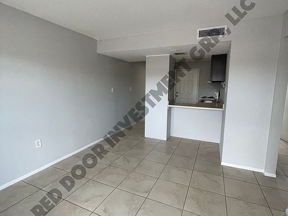 5th image of 609 S Central Ave APT 103