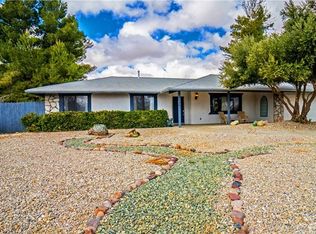 13190 Topsanna Rd, Apple Valley, CA 92308
