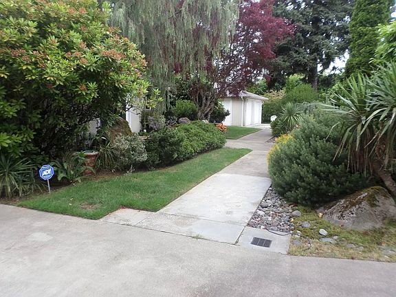 3rd image of 5019 112th Ave NE APT C