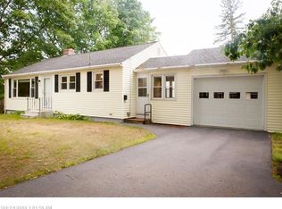 125 Dennett Rd, Kittery, ME 03904