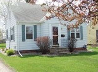 112 7th Ave SE, Waseca, MN 56093