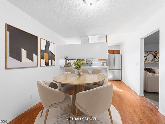 2nd image of 6208 Cromwell Ave