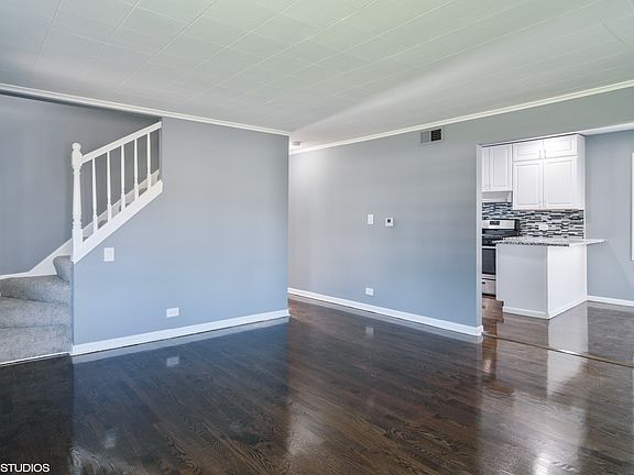 2nd image of 339 E Village Dr