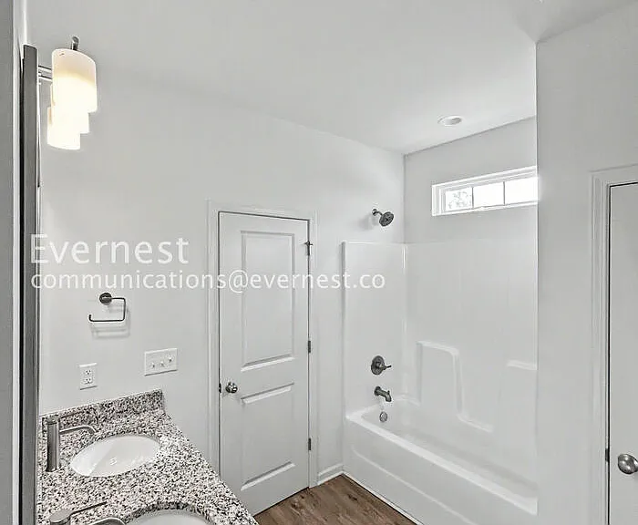 10828 Mount Holly Rd — Photo 16
