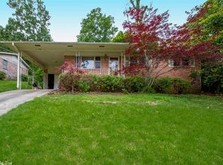 3759 Loch Ln, N Little Rock, AR 72116