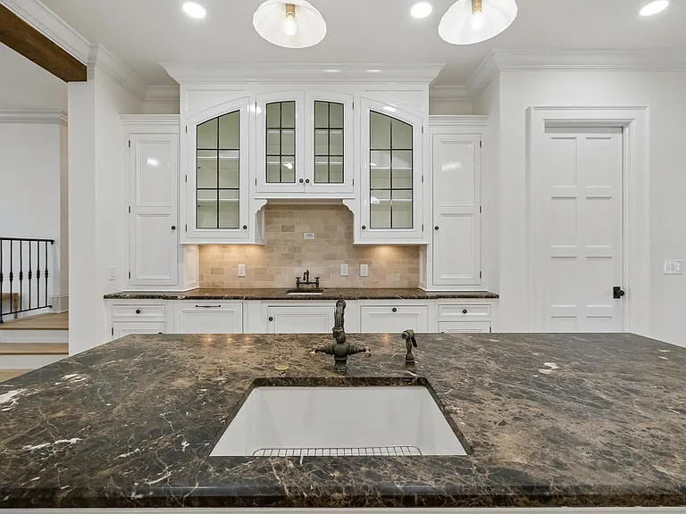 4533 Alcott Dr — Photo 26