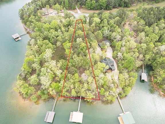 2nd image of 102 Stoney Point Rd S