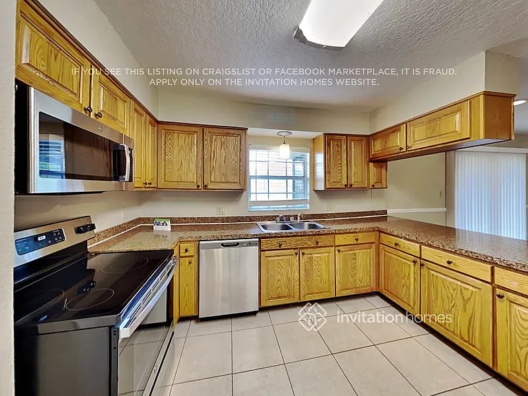 1715 Staunton Ave — Photo 7
