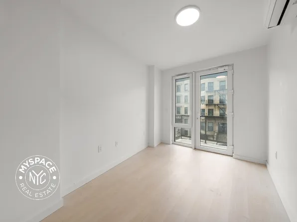 1499 Bedford Avenue image 8 of 46