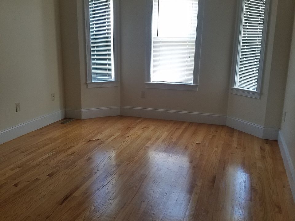 2nd image of 6 Mayfield St #1