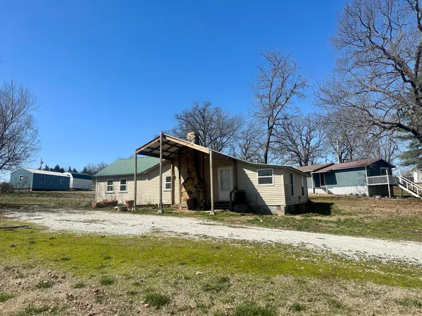 401 N Dade 173, Greenfield, MO 65661