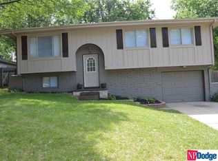 5124 S 104th St, Omaha, NE 68127