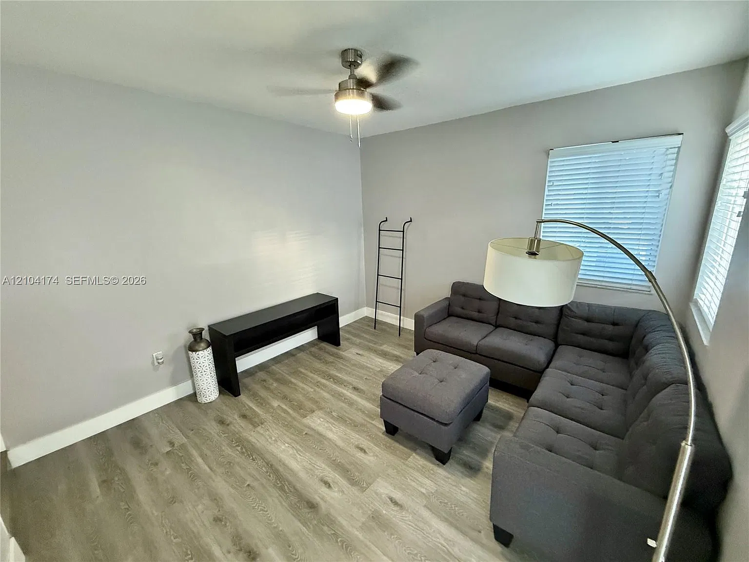 Miracle Manor 3rd Addn — Photo 4