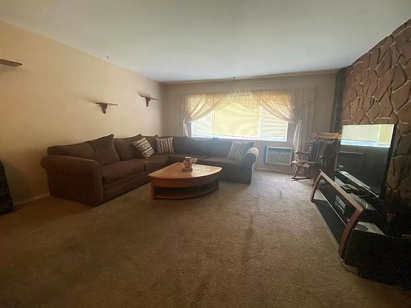 3rd image of 1165 E 81st St #1