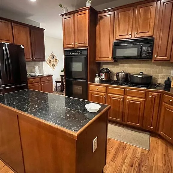 2824 Asteria Pte — Photo 18
