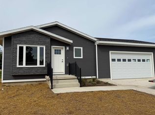 103 3rd St NW, Ossian, IA 52161