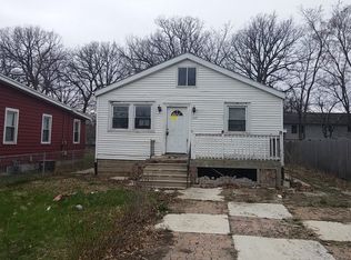 615 Pontiac St, Joliet, IL 60432