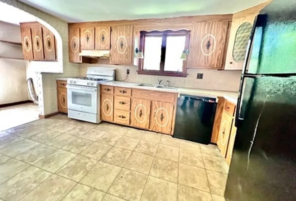 2 bed, 1100 sqft, $2,000 — Photo 3