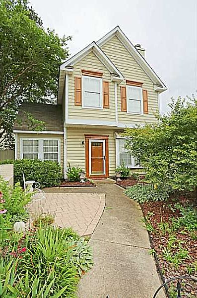 1st image of 801 Snead Dr