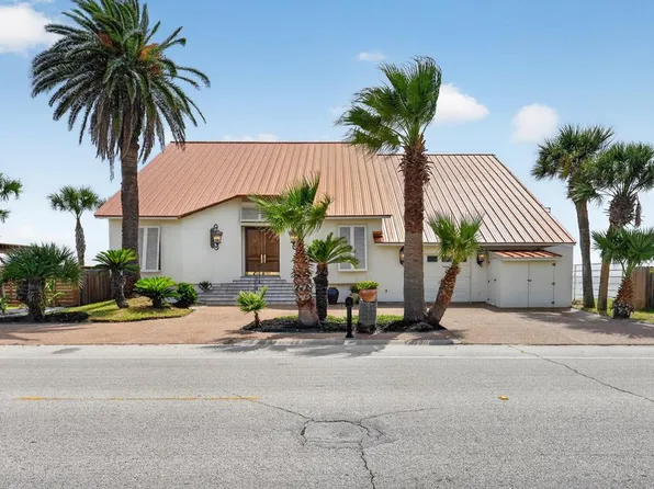 1840 Bay Shore Dr, Rockport, TX 78382