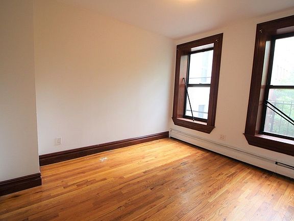 5th image of 2041 1st Ave APT 5