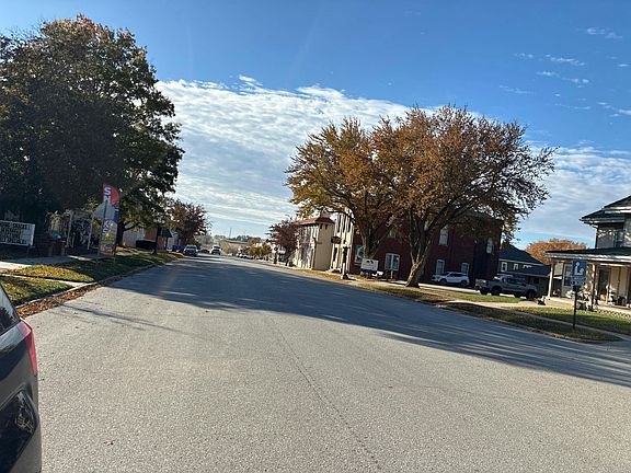 5th image of 400 Antique City Dr
