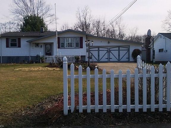 3rd image of 16337 Lanier Ave