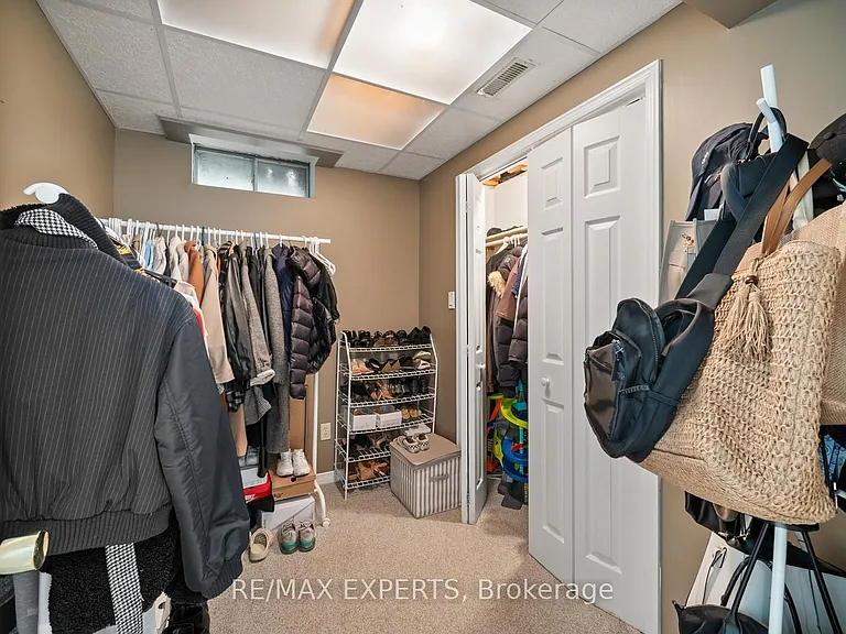 11 Penton Dr — Photo 20
