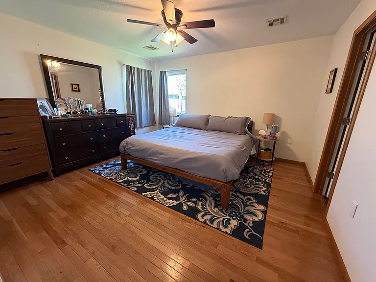 112 Northfield Rd — Photo 7