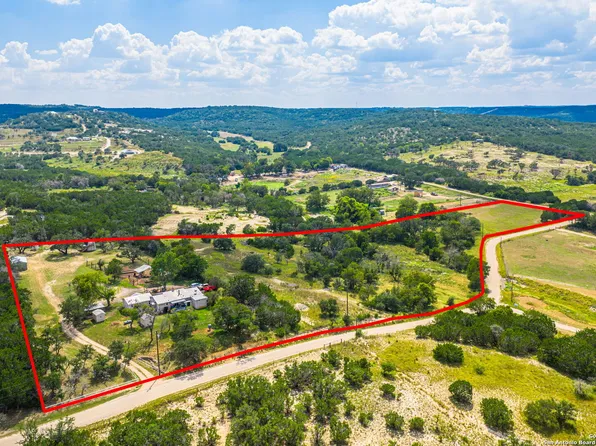 132 silver creek, Center Point, TX 78010