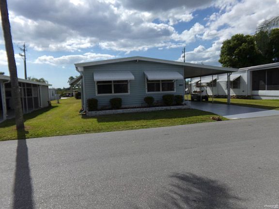 2nd image of 544 Outer Dr