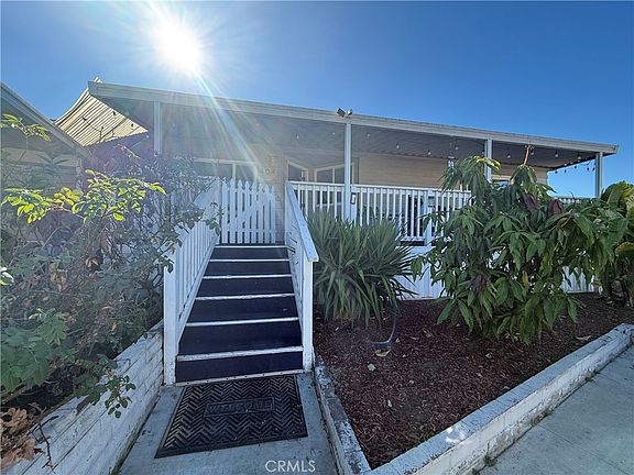 4th image of 2601 E Victoria St Space 404