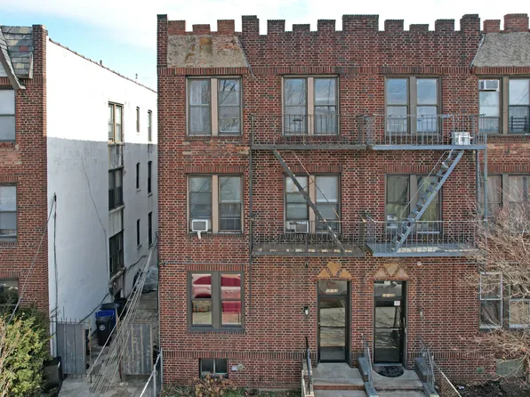 10-53 115th Street 6 FAM image 1 of 18