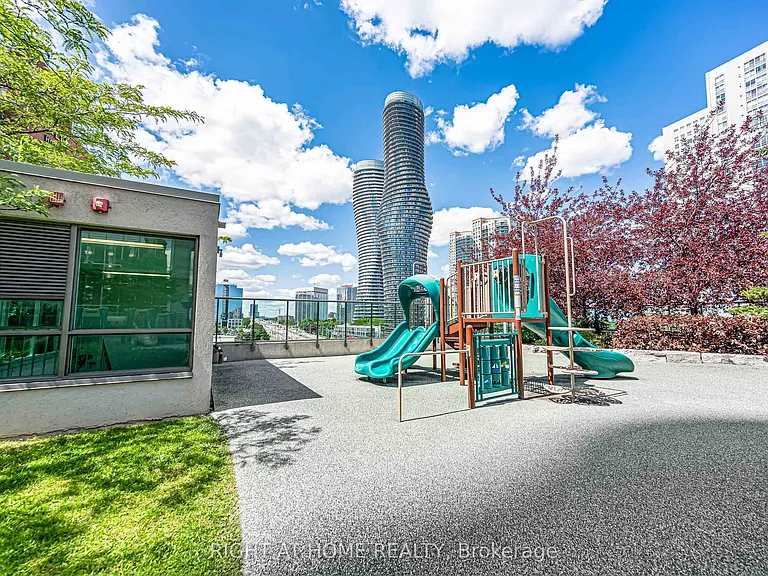 208 Enfield Pl #2902 — Photo 44
