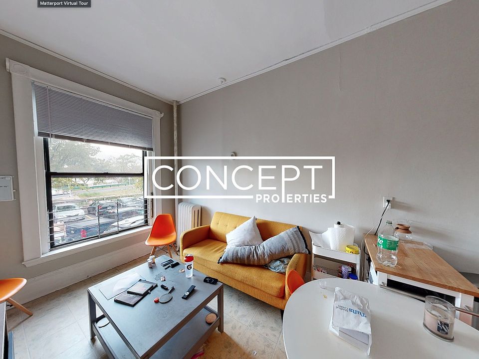 2nd image of 45 Bay State Rd APT 1R